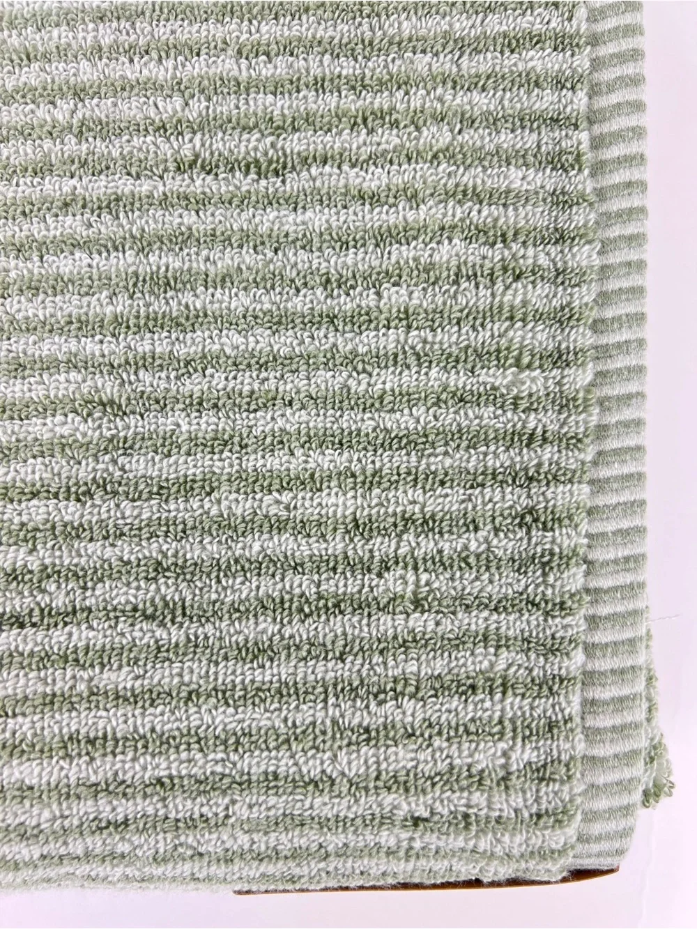 Common Thread 2 Pc Bamboo Bath Towels Green Striped Zero Twist Soft Cotton NEW